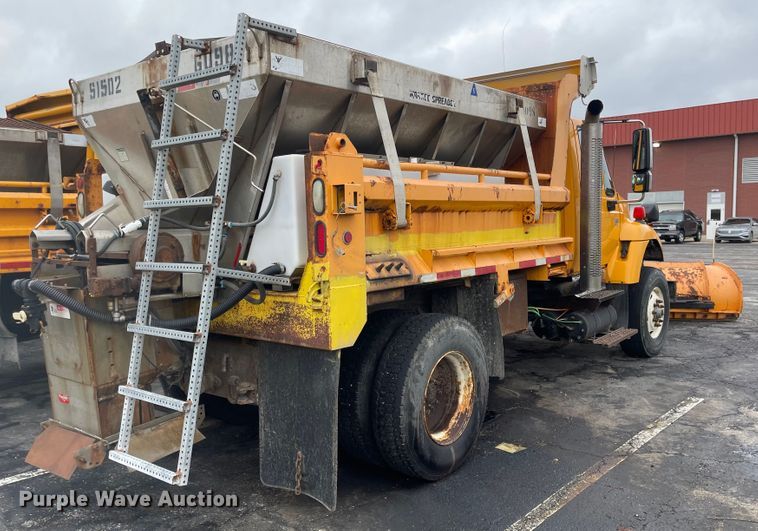 image for item KT9676 2006 International 7400  dump truck