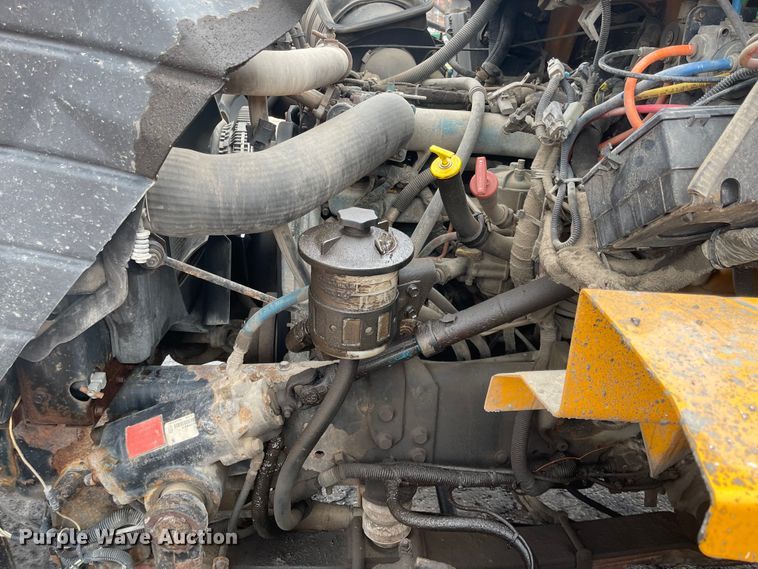 image for item KT9676 2006 International 7400  dump truck