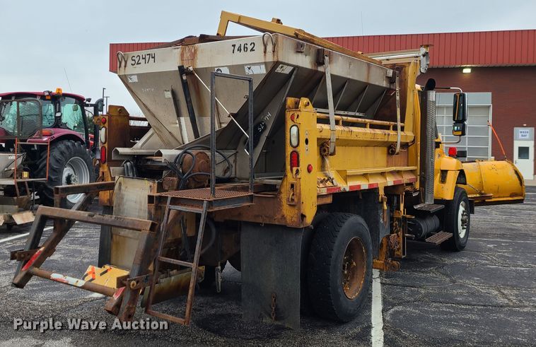 image for item KT9680 2005 International 7400  dump truck