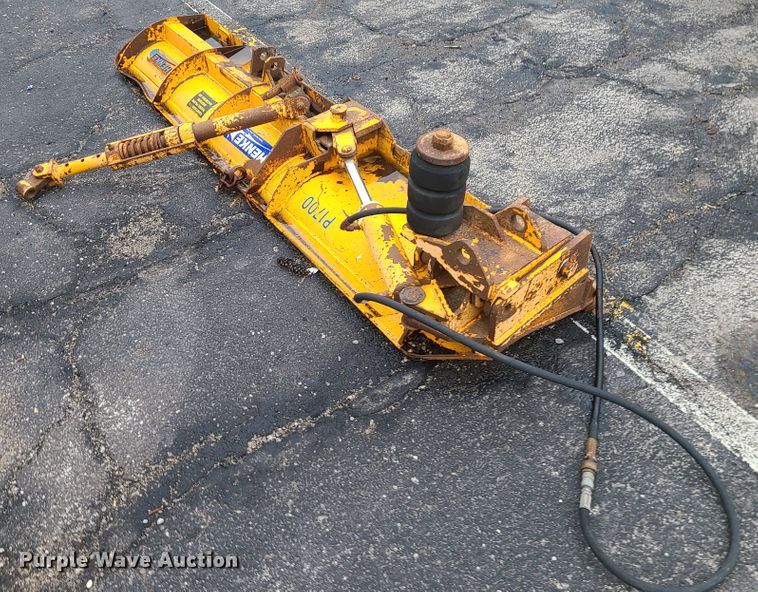 image for item KT9680 2005 International 7400  dump truck