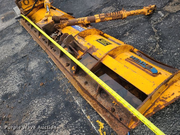 image for item KT9680 2005 International 7400  dump truck