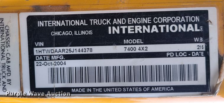 image for item KT9681 2005 International 7400  dump truck