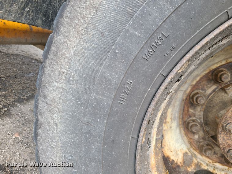 image for item KT9684 2006 International 7400  dump truck