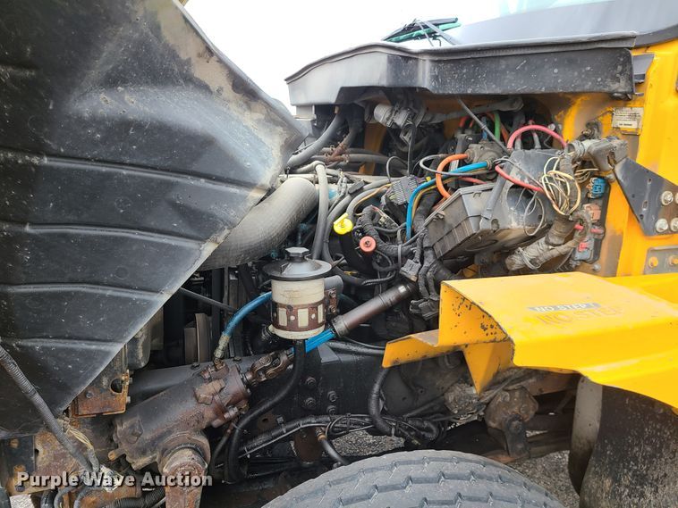 image for item KT9685 2006 International 7400  dump truck