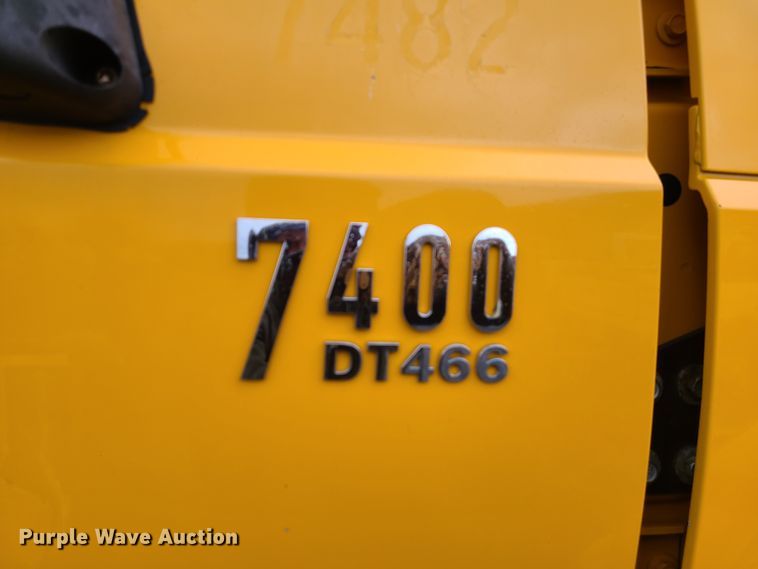 image for item KT9685 2006 International 7400  dump truck