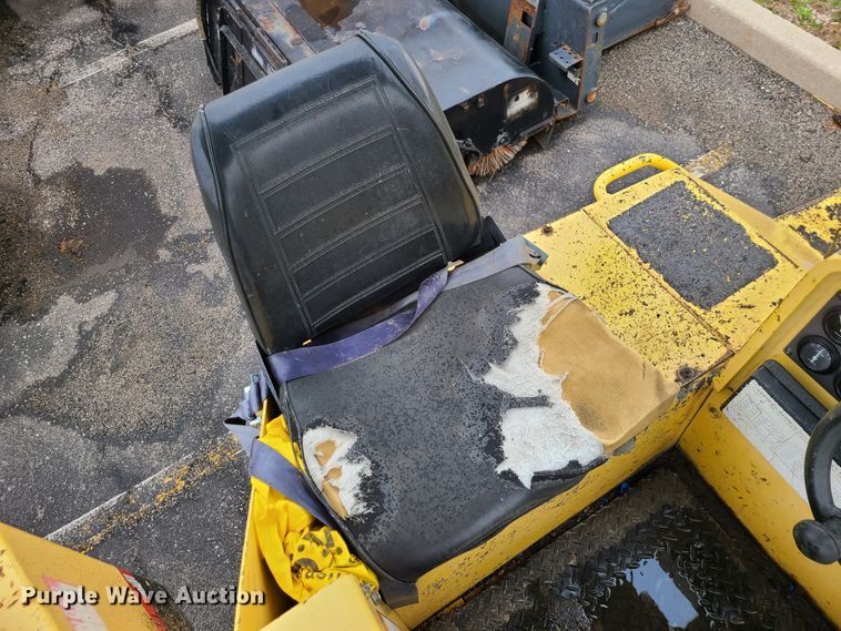 image for item KT9688 Hypac C530AH  pneumatic roller