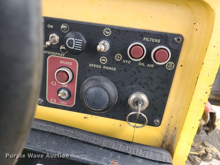 image for item KT9688 Hypac C530AH  pneumatic roller