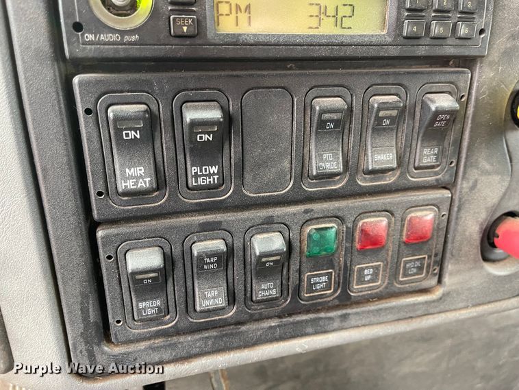 image for item KT9691 2006 International 7400  dump truck