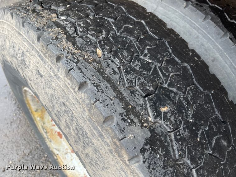 image for item KT9691 2006 International 7400  dump truck