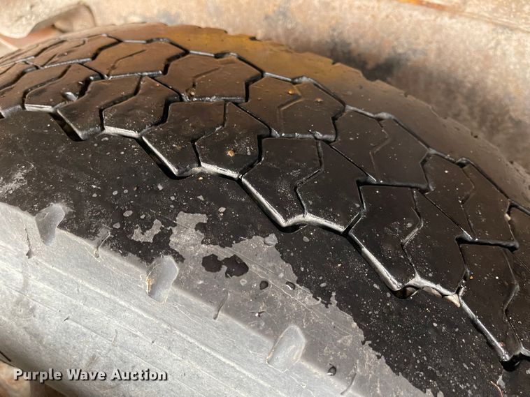 image for item KT9691 2006 International 7400  dump truck