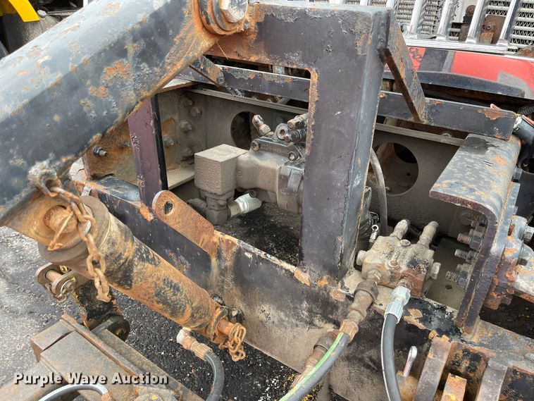 image for item KT9692 2004 International 7400  dump truck