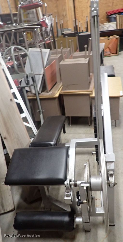 image for item MA9531 Wynmor  leg curl machine