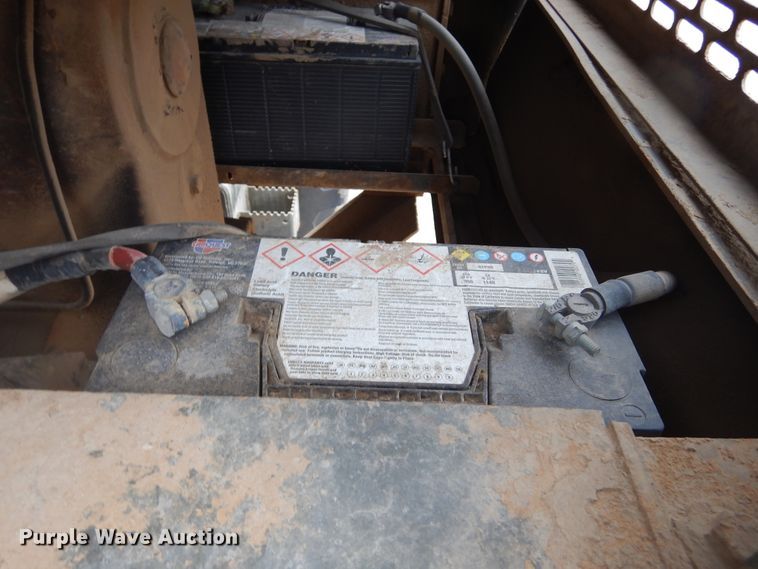 image for item MX9919 1984 John Deere 670A  motor grader