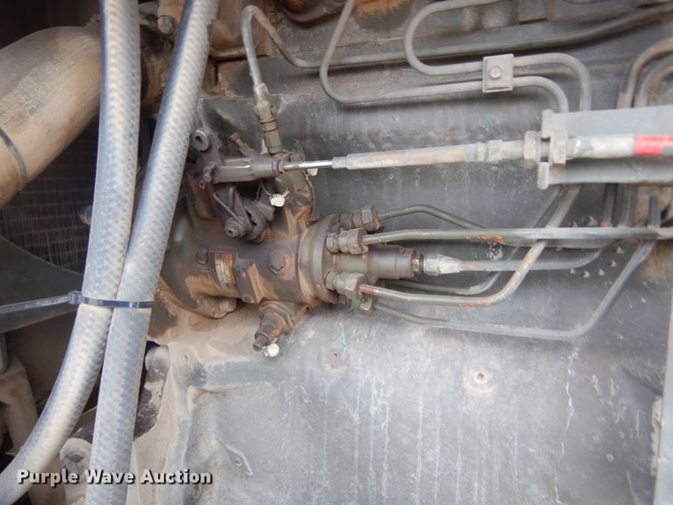 image for item MX9919 1984 John Deere 670A  motor grader