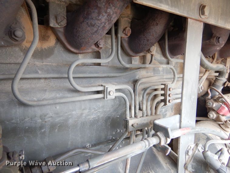 image for item MX9919 1984 John Deere 670A  motor grader