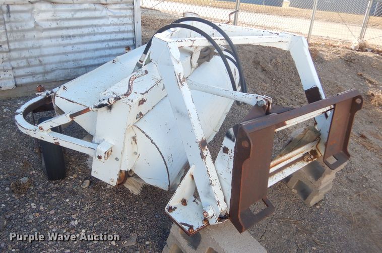 image for item MX9920 66" W skid steer broom