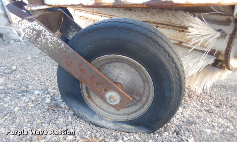 image for item MX9920 66" W skid steer broom