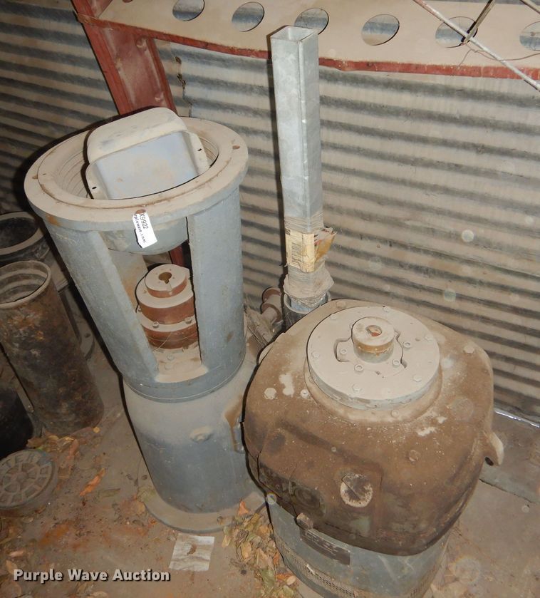 image for item MX9922 High Thrust  turbine driven well head