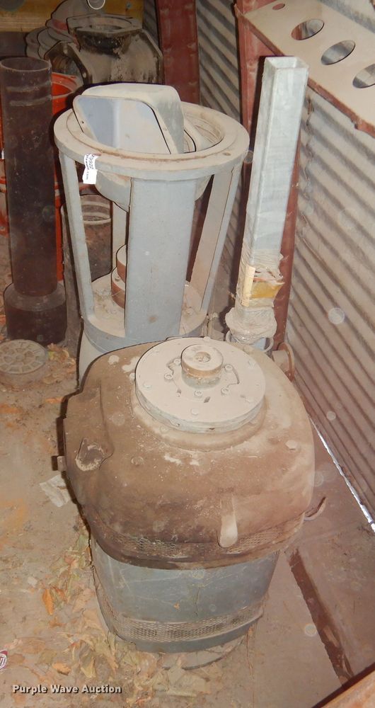 image for item MX9922 High Thrust  turbine driven well head