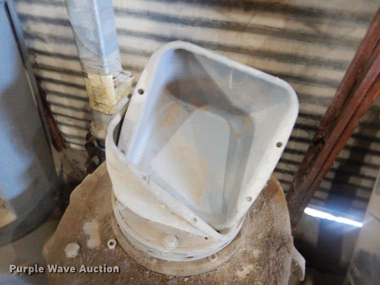 image for item MX9922 High Thrust  turbine driven well head