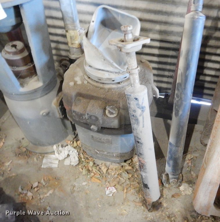 image for item MX9922 High Thrust  turbine driven well head