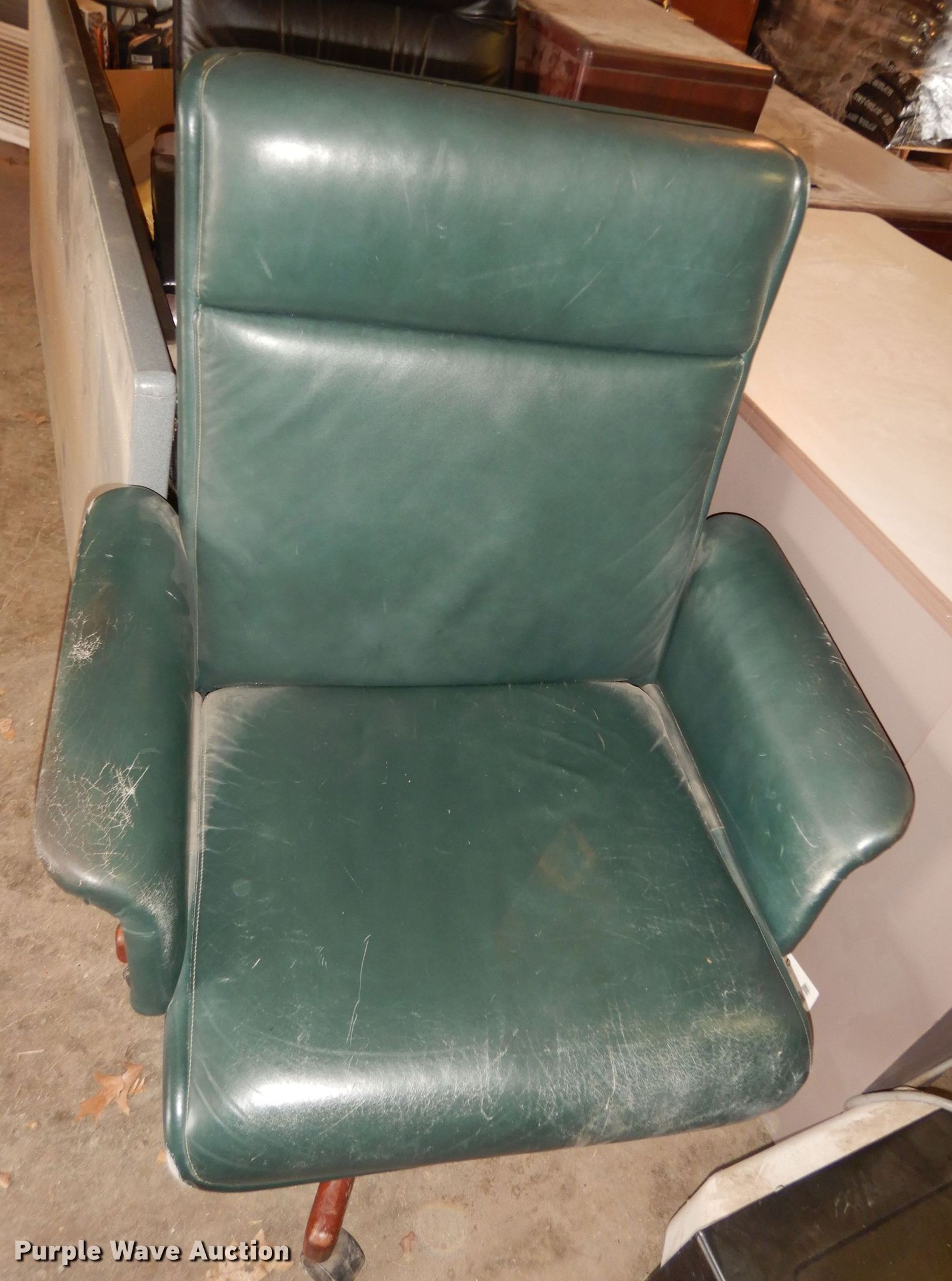 Office furniture in Ottawa, KS Item JV9166 sold Purple Wave