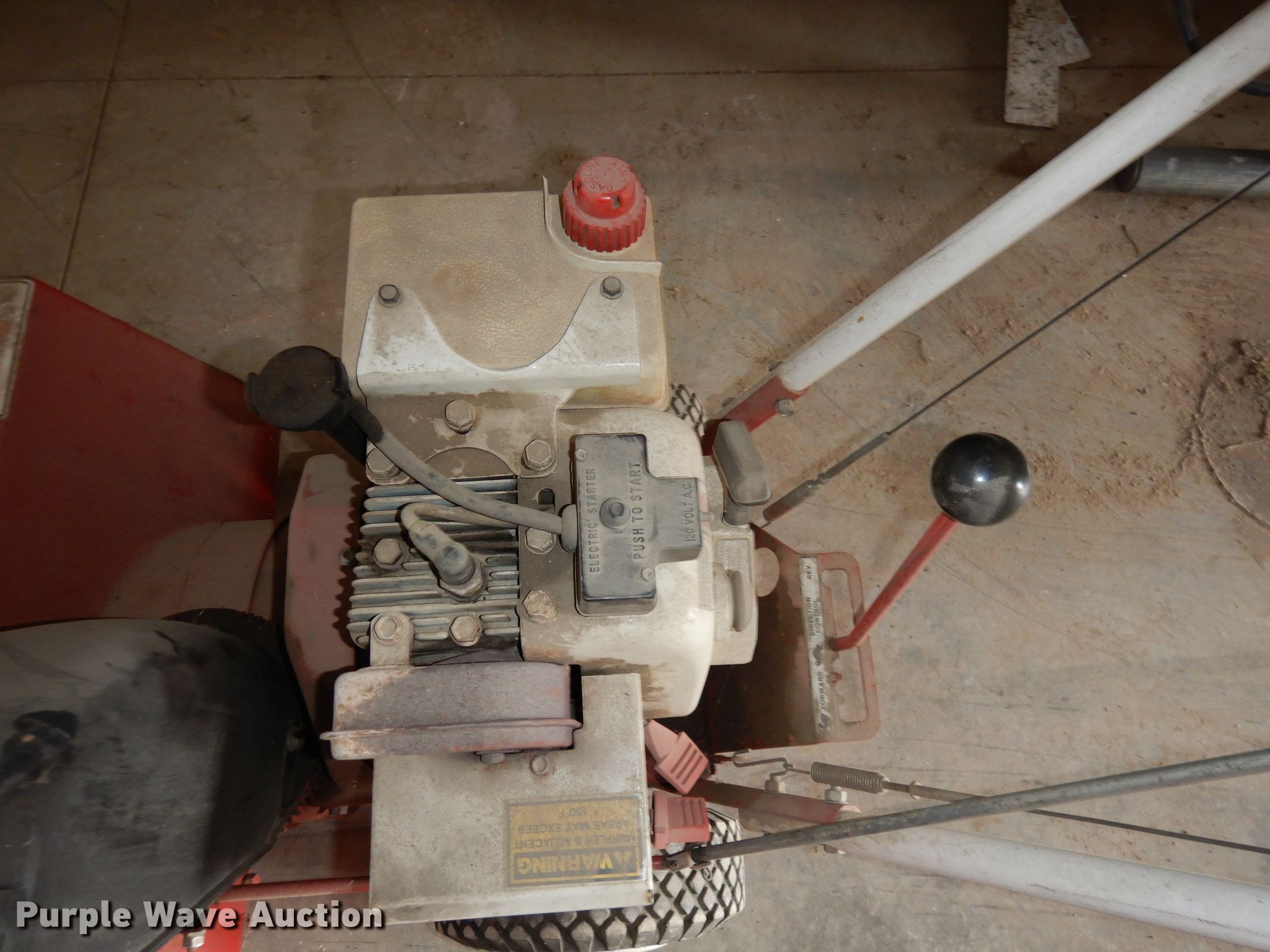 Snapper I422 snow blower in Winchester, KS Item JV9247 sold Purple Wave