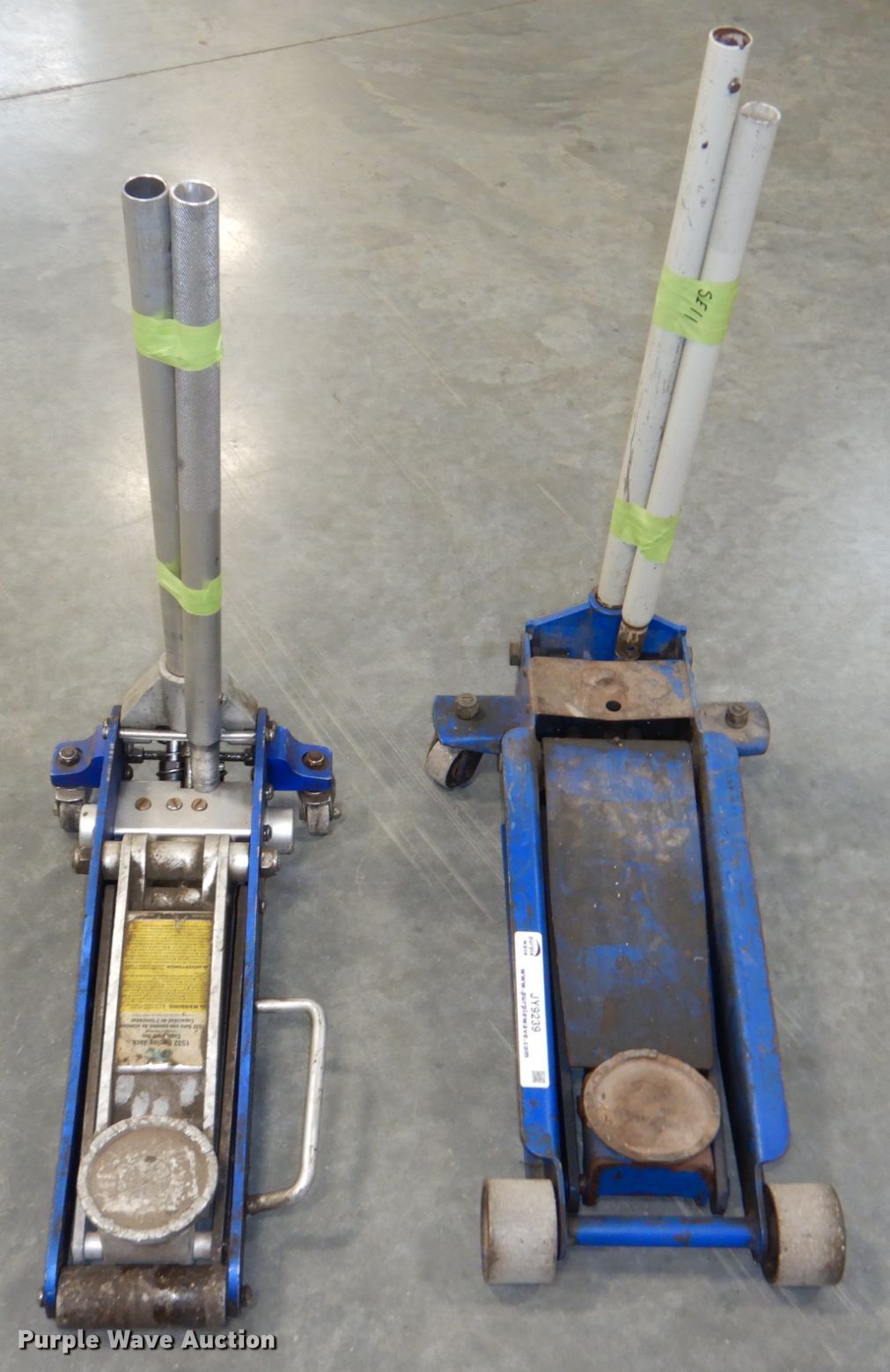 (2) OTC floor jacks in Lincoln, NE Item JY9239 sold Purple Wave