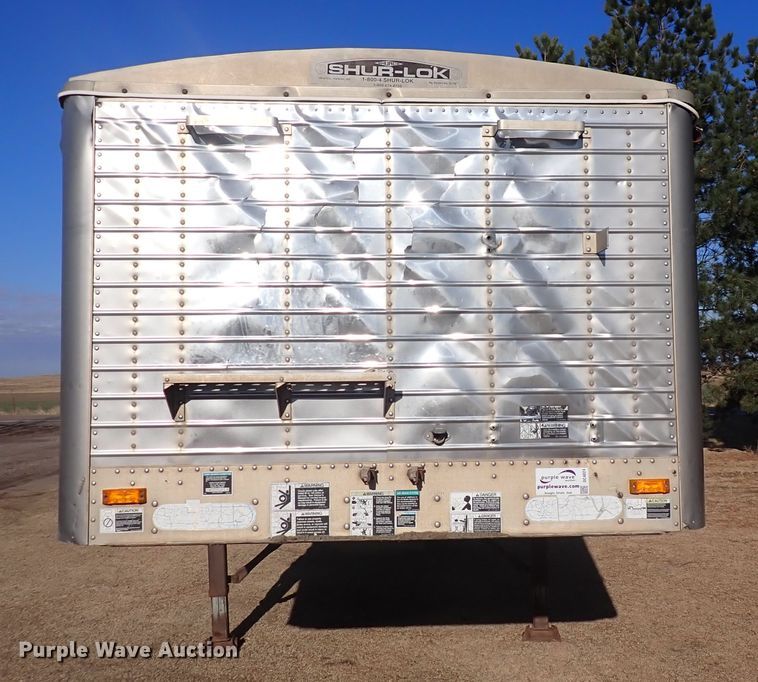 image for item DC4024 1998 Wilson DWH-400  grain trailer