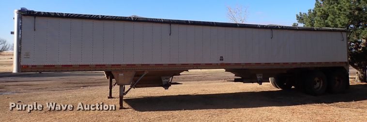 image for item DC4024 1998 Wilson DWH-400  grain trailer