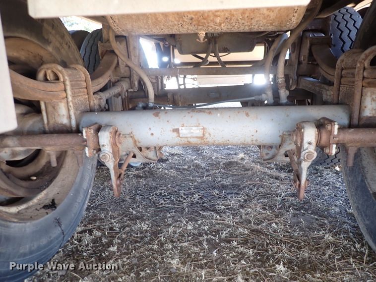 image for item DC4024 1998 Wilson DWH-400  grain trailer