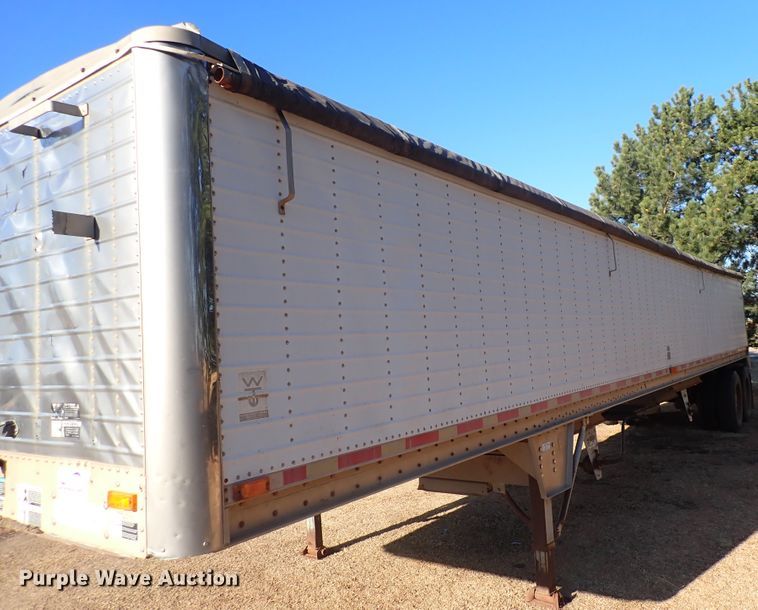 image for item DC4024 1998 Wilson DWH-400  grain trailer