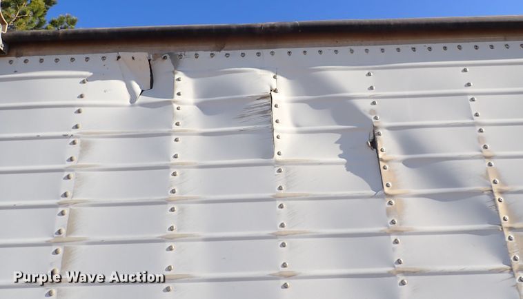 image for item DC4024 1998 Wilson DWH-400  grain trailer