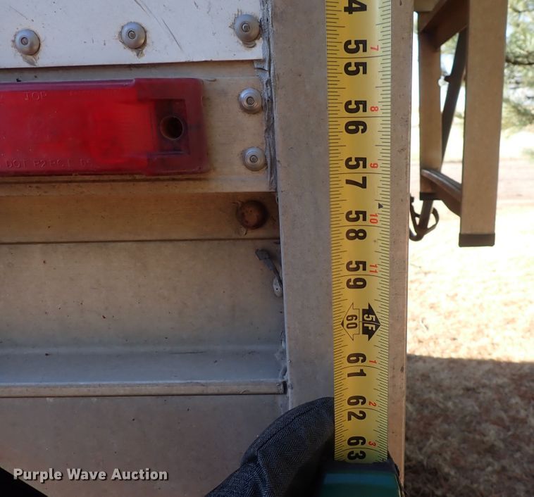 image for item DC4024 1998 Wilson DWH-400  grain trailer