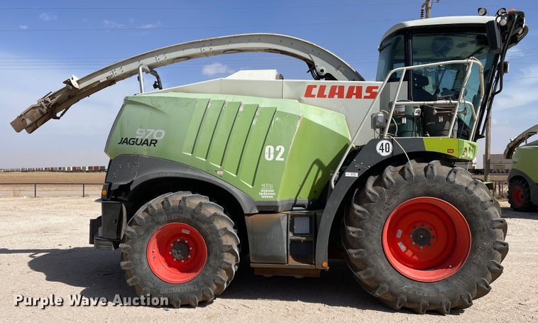 image for item DJ5023 2016 Claas Jaguar 970  forage harvester
