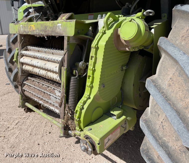 image for item DJ5023 2016 Claas Jaguar 970  forage harvester