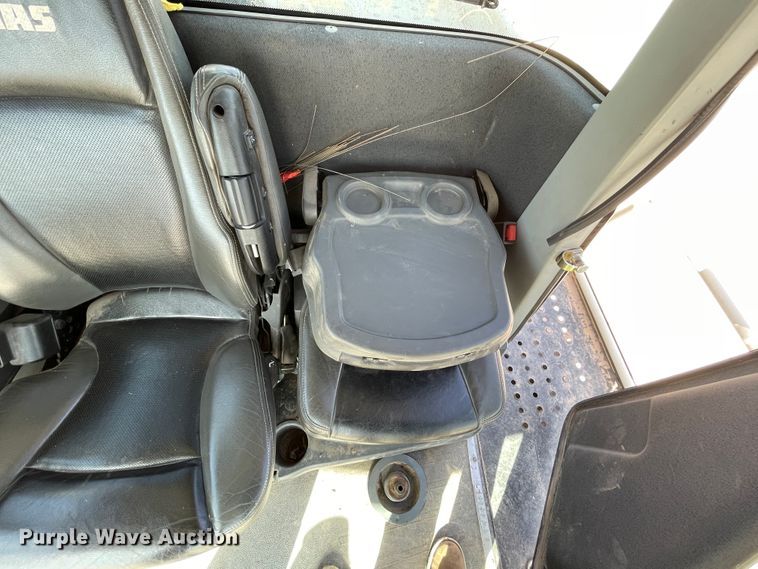 image for item DJ5023 2016 Claas Jaguar 970  forage harvester