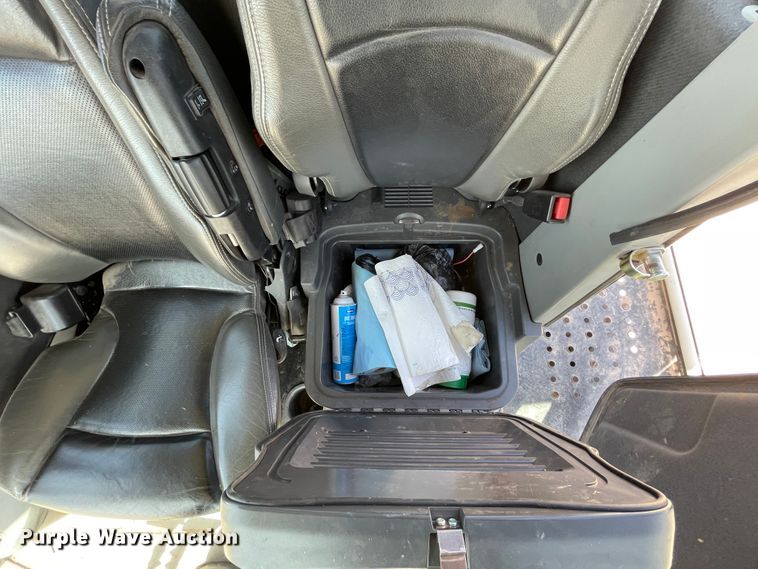 image for item DJ5023 2016 Claas Jaguar 970  forage harvester