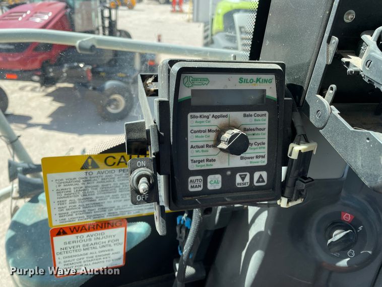 image for item DJ5023 2016 Claas Jaguar 970  forage harvester