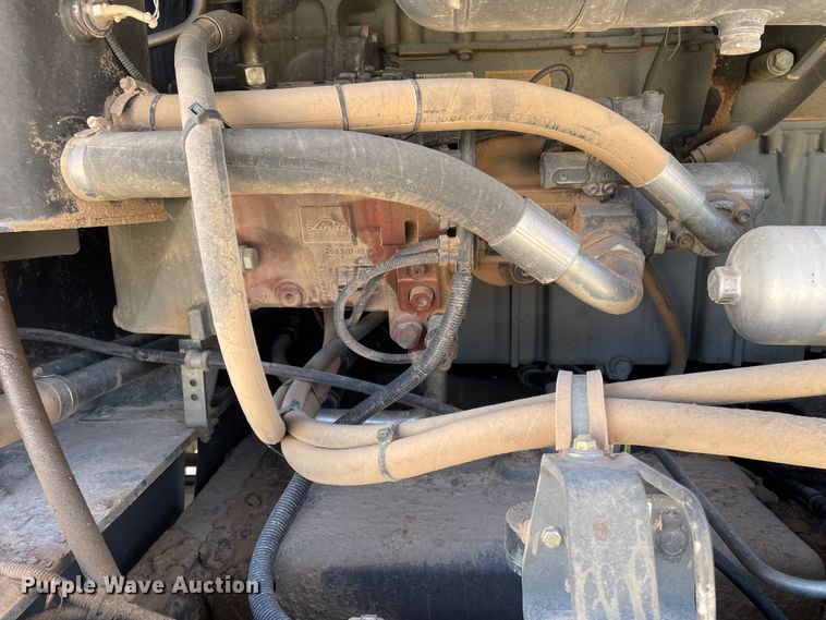 image for item DJ5023 2016 Claas Jaguar 970  forage harvester