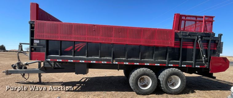 image for item DJ5049 2018 Fehr  manure spreader