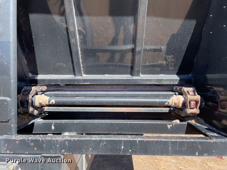 image for item DJ5049 2018 Fehr  manure spreader