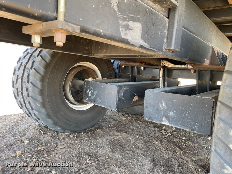 image for item DJ5049 2018 Fehr  manure spreader