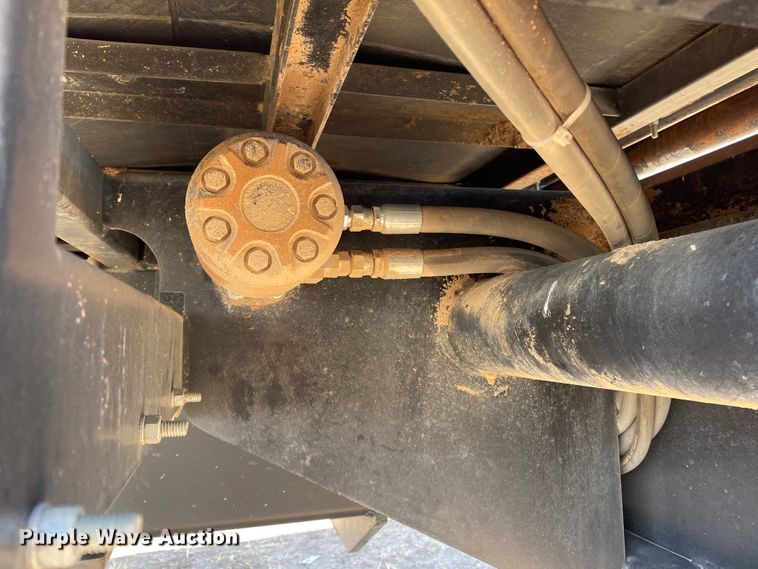 image for item DJ5049 2018 Fehr  manure spreader