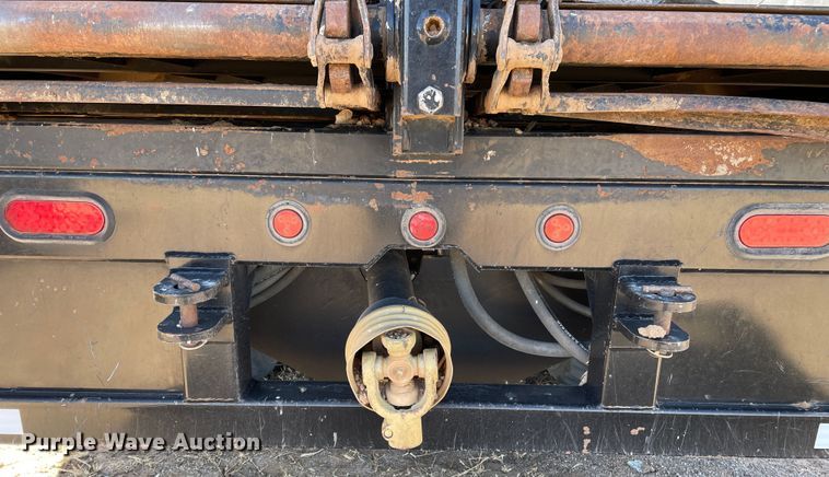 image for item DJ5049 2018 Fehr  manure spreader