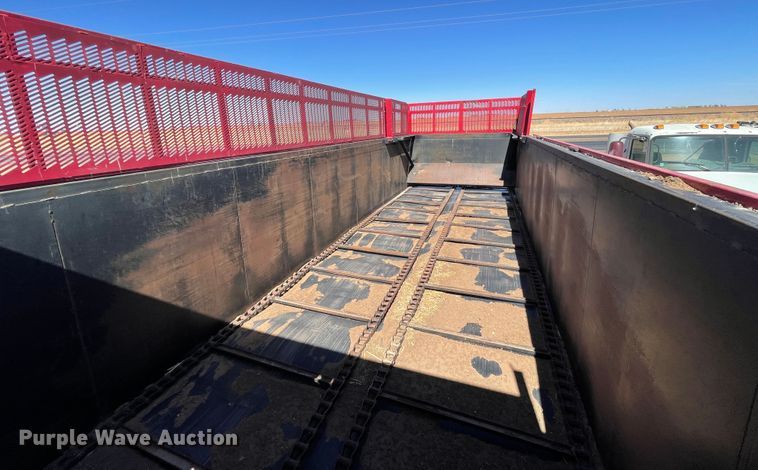 image for item DJ5049 2018 Fehr  manure spreader