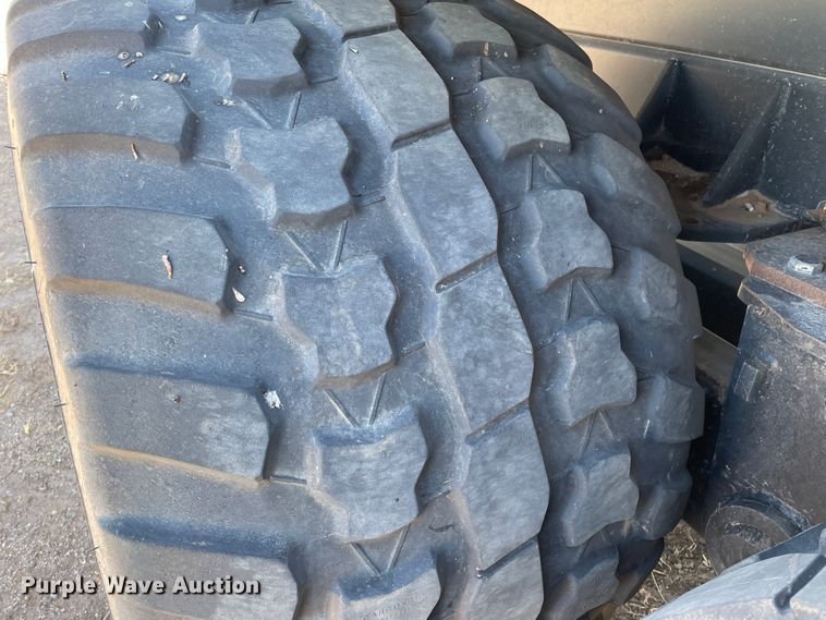 image for item DJ5049 2018 Fehr  manure spreader