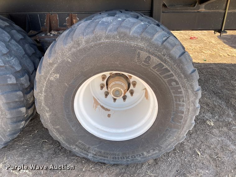 image for item DJ5049 2018 Fehr  manure spreader