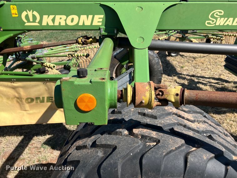 image for item DJ5061 2009 Krone Swadro 1400  rotary hay rake