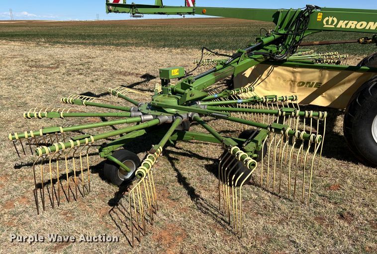 image for item DJ5061 2009 Krone Swadro 1400  rotary hay rake